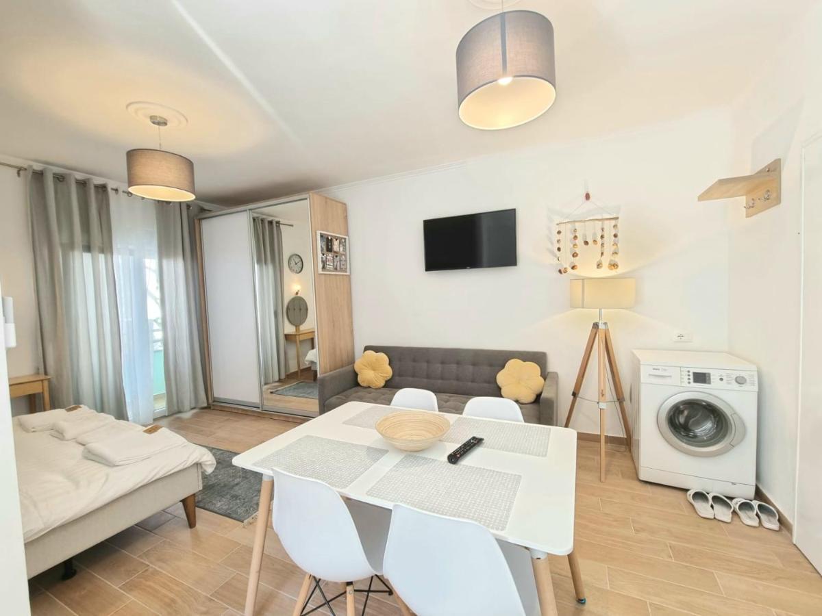 Hana Seaview Apartment Golem  Zewnętrze zdjęcie